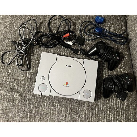 Vintage Sony PS1 Game Console - Gray w/Cables, 2 Controllers, Cable Extender - Picture 1 of 9